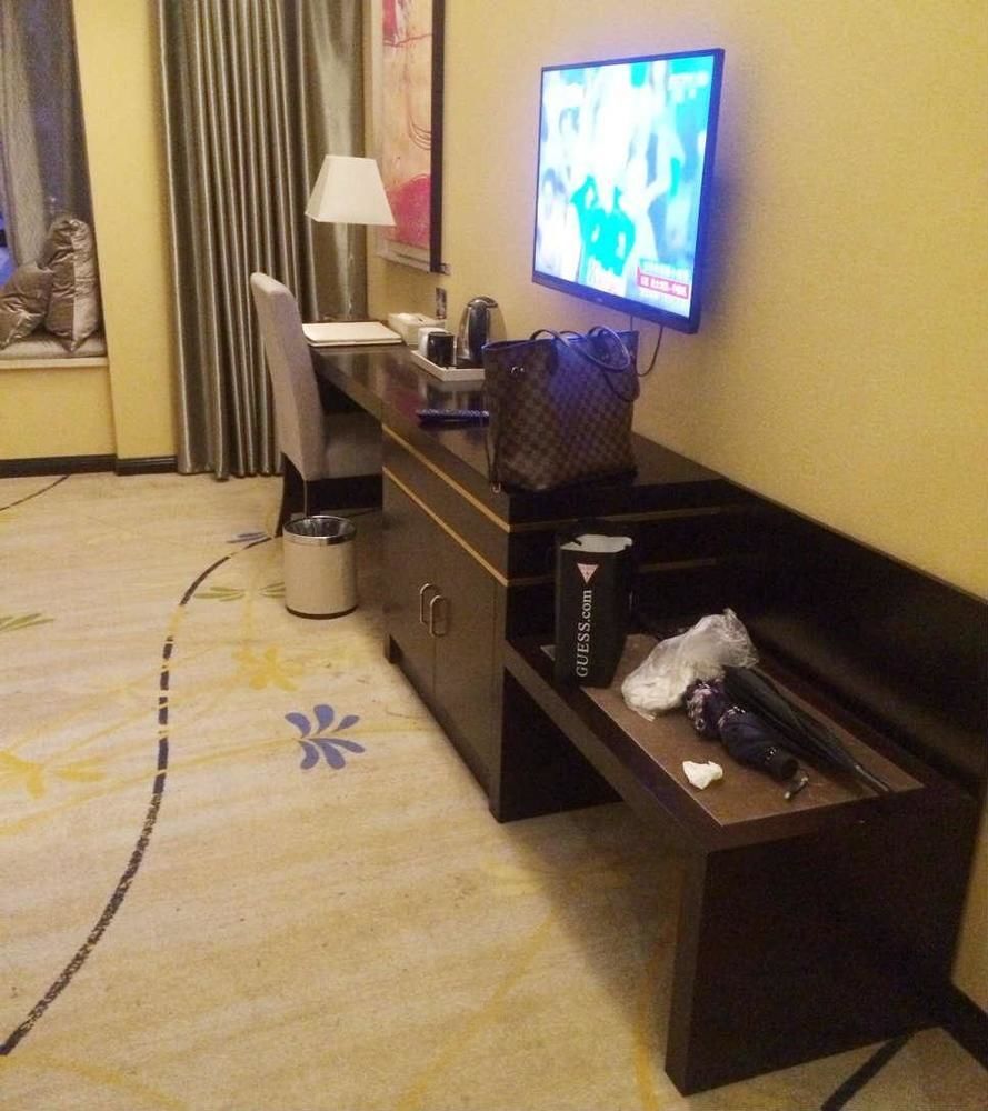 Yj Intl. Hotel Ta-mien-chen Bagian luar foto